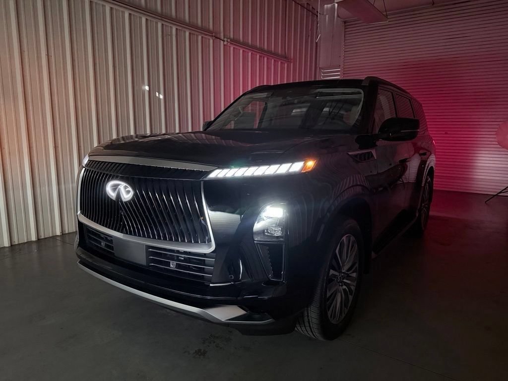 New 2027 INFINITI QX80 Luxe RWD image 8