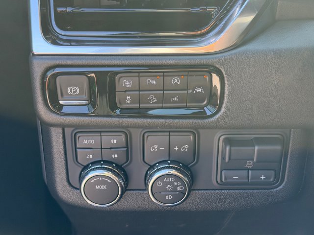 New 2027 GMC Yukon XL Elevation w/ Elevation Premium Package AWD/4WD image 26