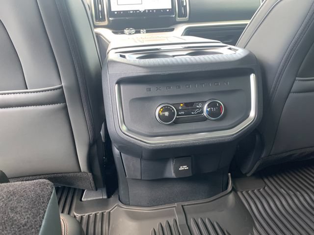New 2025 Ford Expedition Active RWD image 22