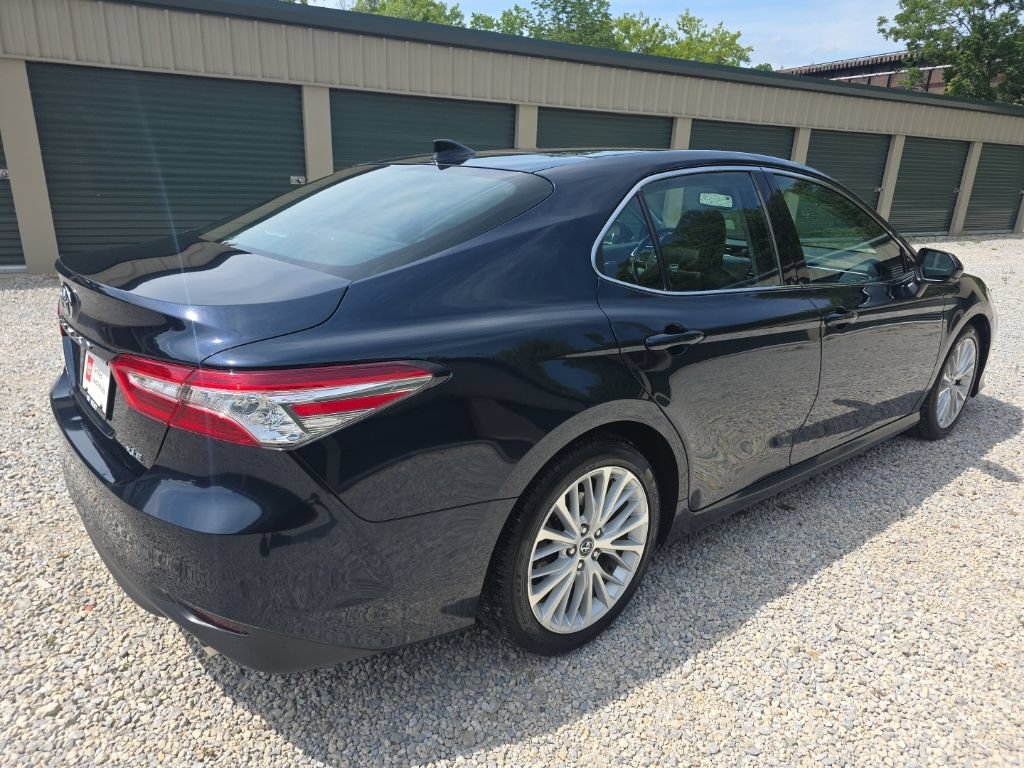 Certified 2018 Toyota Camry XLE w/ Audio Package FWD image 7