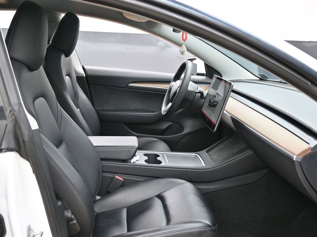 Used 2023 Tesla Model 3 Standard Range image 57
