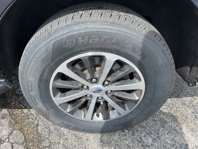 Used 2021 Ford Expedition XLT image 22