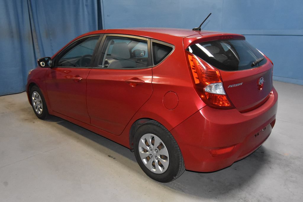 Used 2017 Hyundai Accent SE FWD image 23