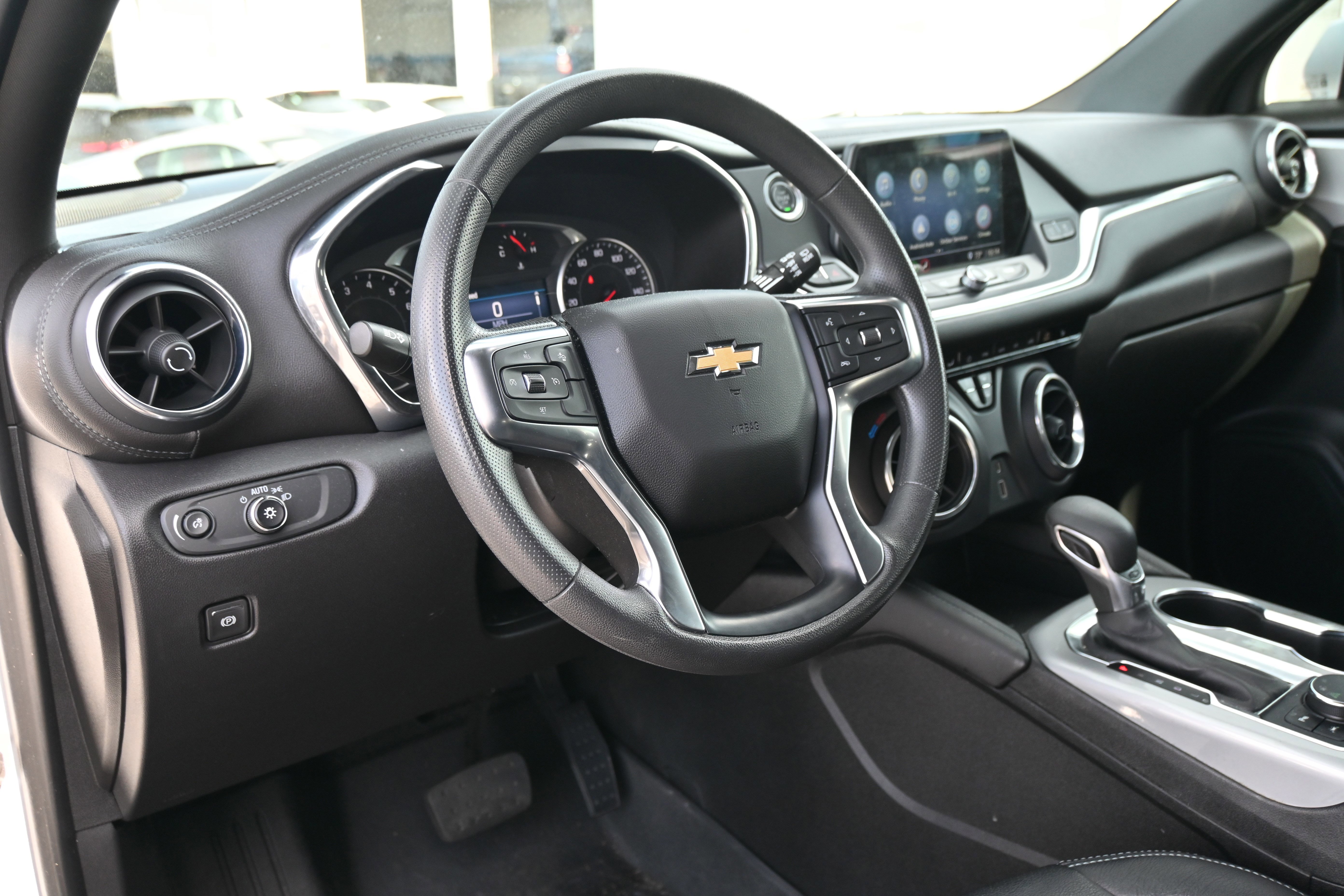 Used 2022 Chevrolet Blazer LT image 3