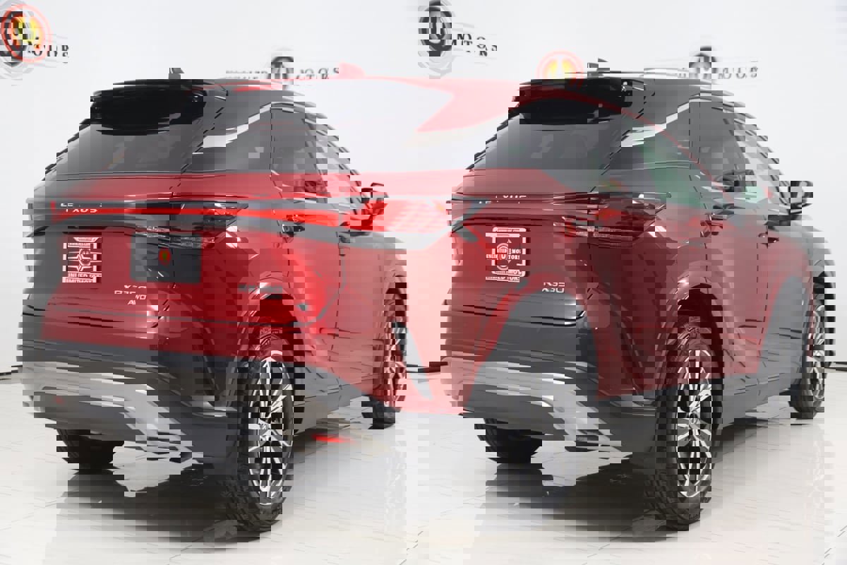 Used 2023 Lexus RX 350 Premium image 3