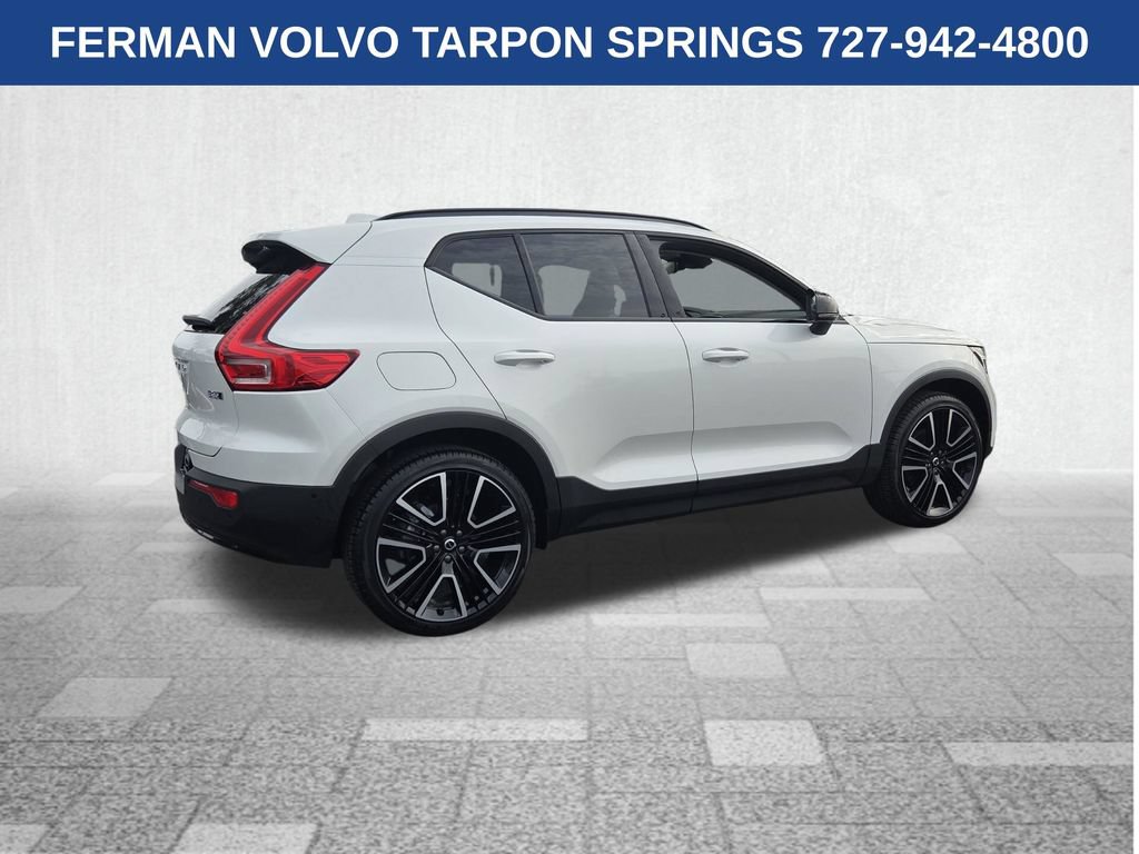 New 2026 Volvo XC40 B5 Ultra w/ Protection Package Premier AWD/4WD image 9