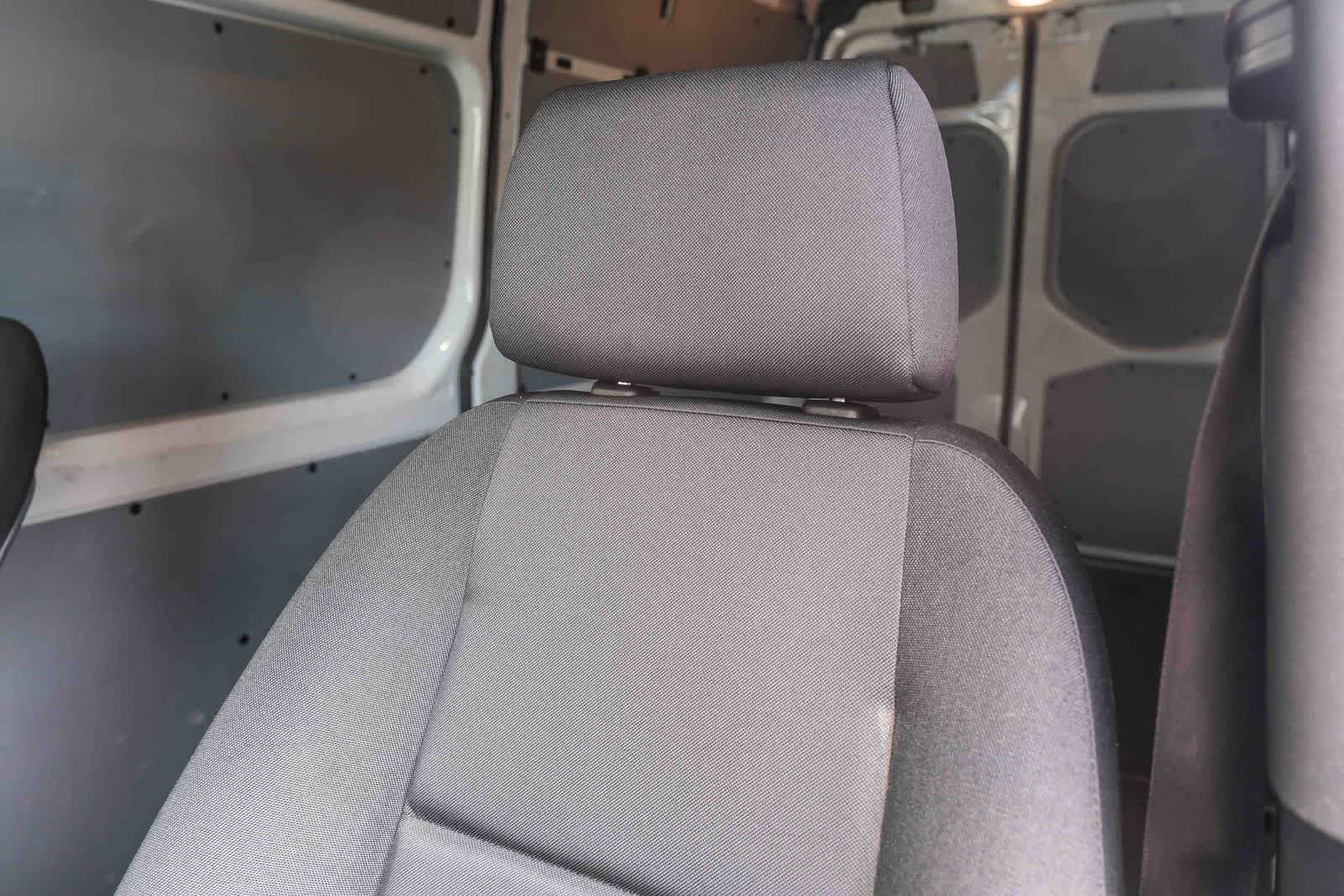 Used 2022 Mercedes-Benz Sprinter 2500 image 23