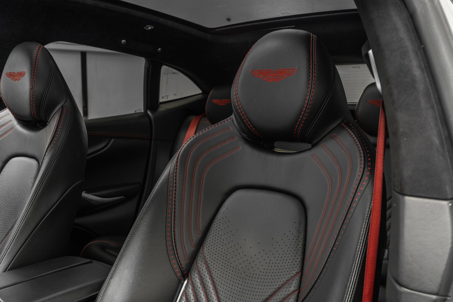 Used 2021 Aston Martin DBX image 26