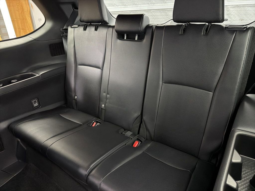 Used 2024 Toyota Grand Highlander AWD Hybrid image 25