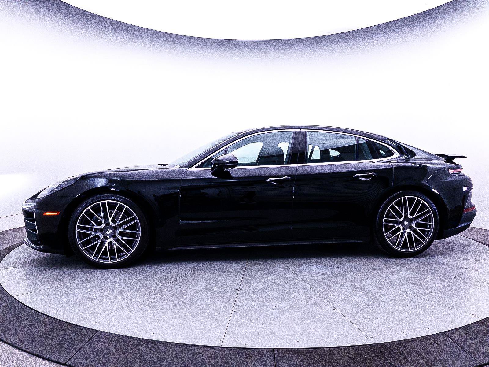 Used 2024 Porsche Panamera 4 w/ Premium Package AWD/4WD image 49