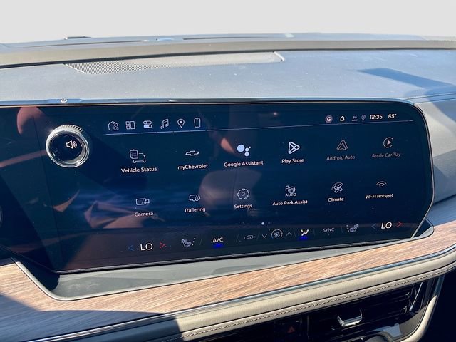 New 2026 Chevrolet Suburban LT image 15