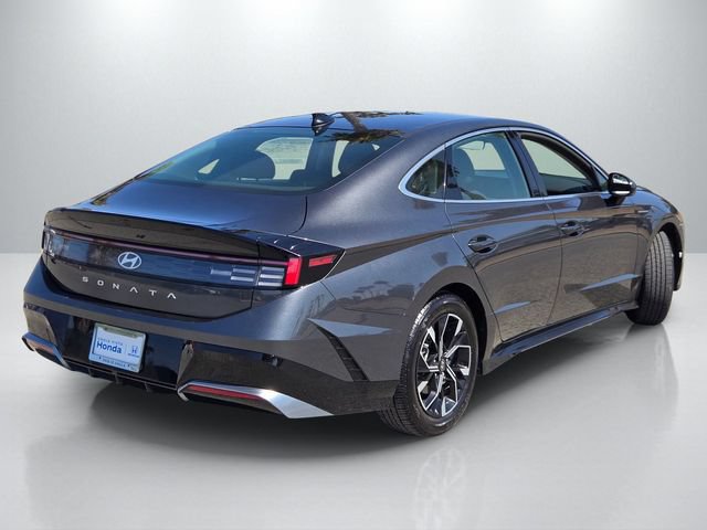 Used 2024 Hyundai Sonata SEL FWD image 4