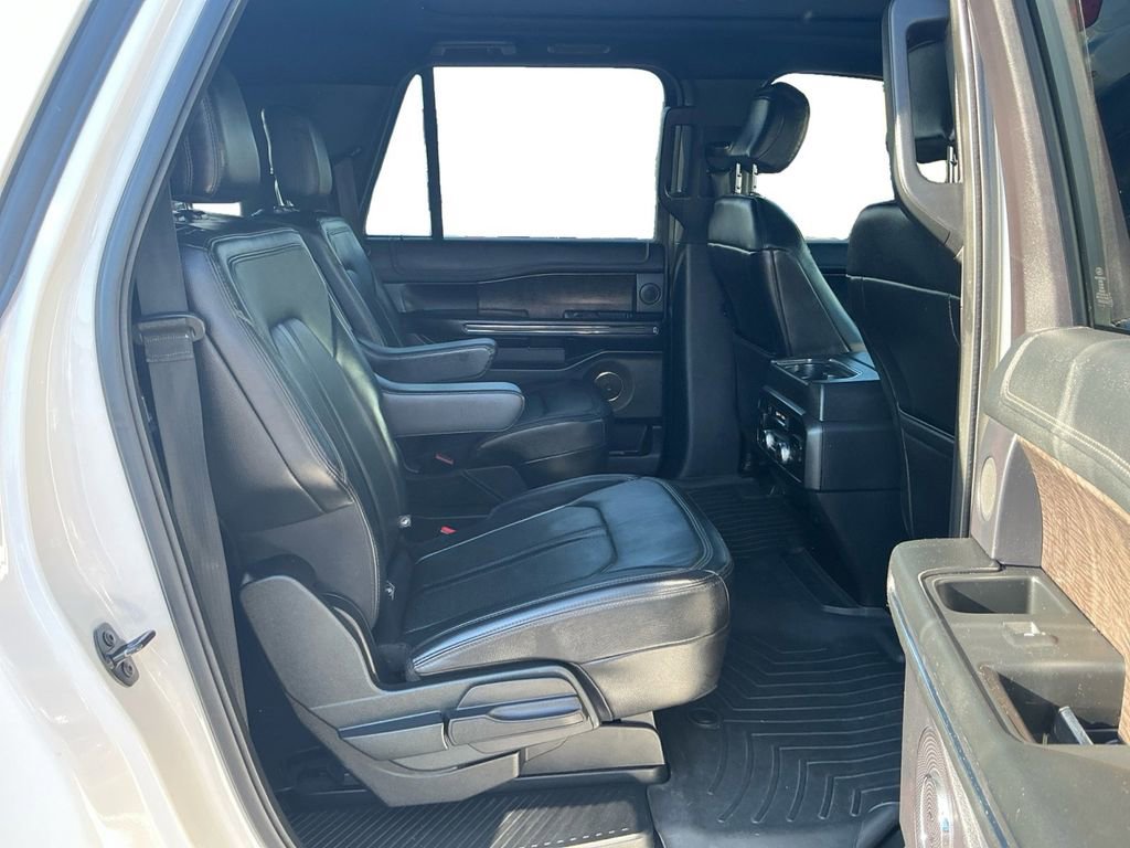 Used 2018 Ford Expedition Max Limited w/ Equipment Group 301A RWD image 23