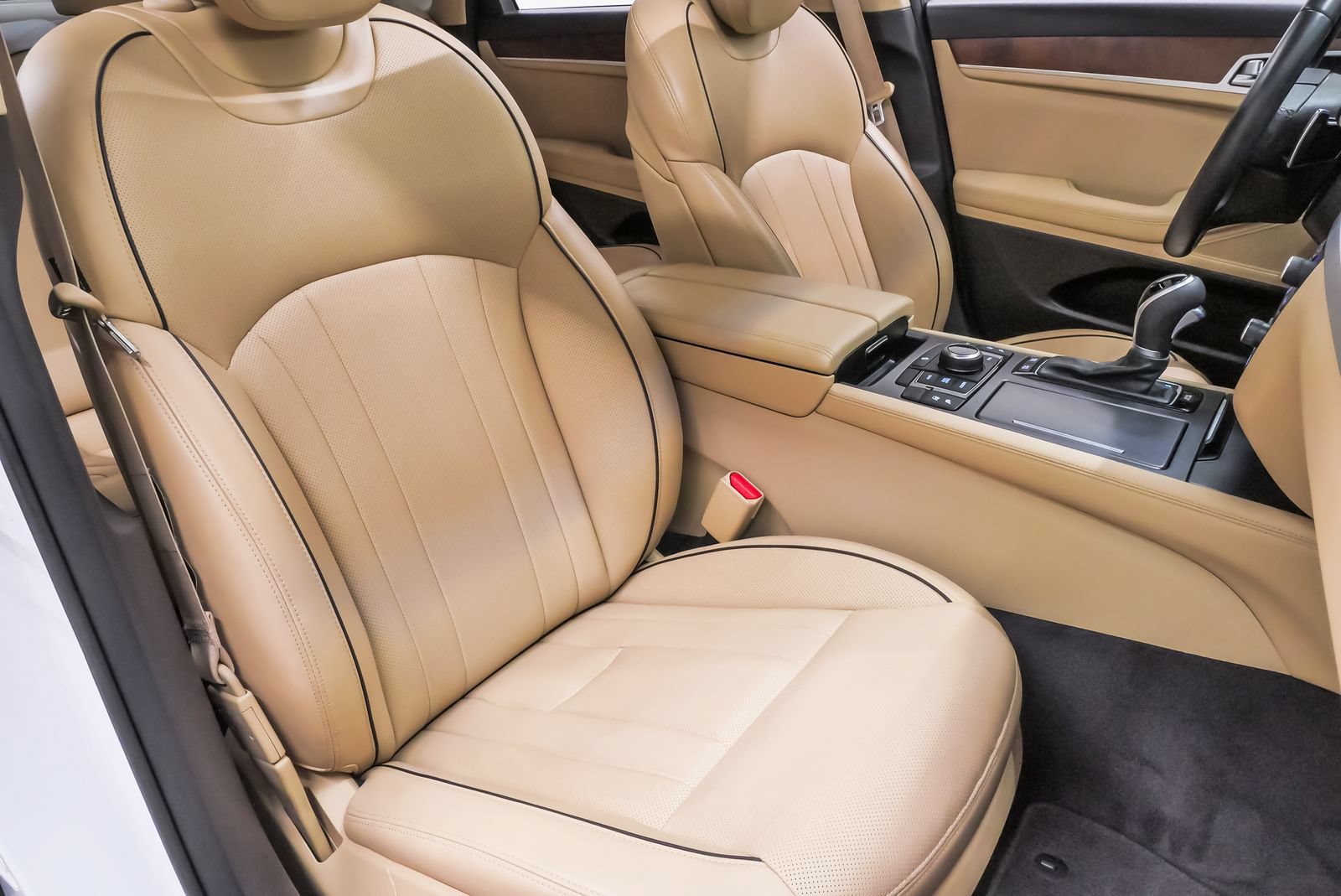 Used 2017 Genesis G80 5.0 Ultimate RWD image 15