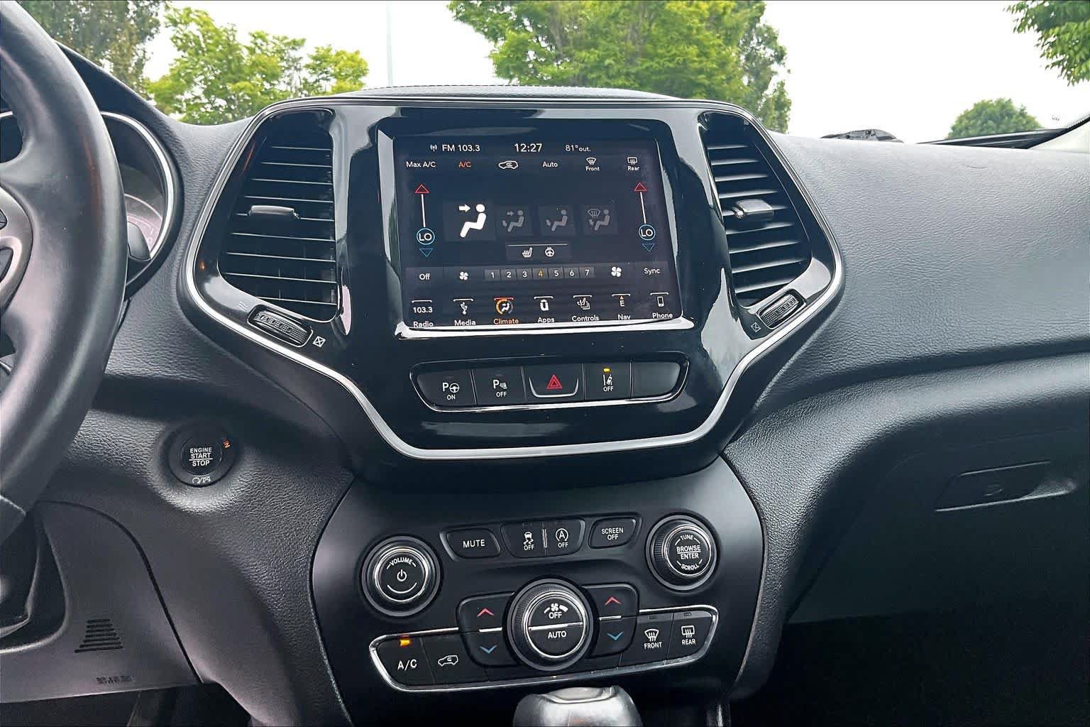 Used 2019 Jeep Cherokee Limited w/ Technology Group FWD image 35