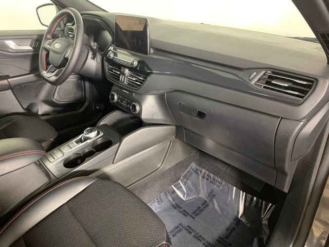 Used 2025 Ford Escape ST-Line AWD/4WD image 15
