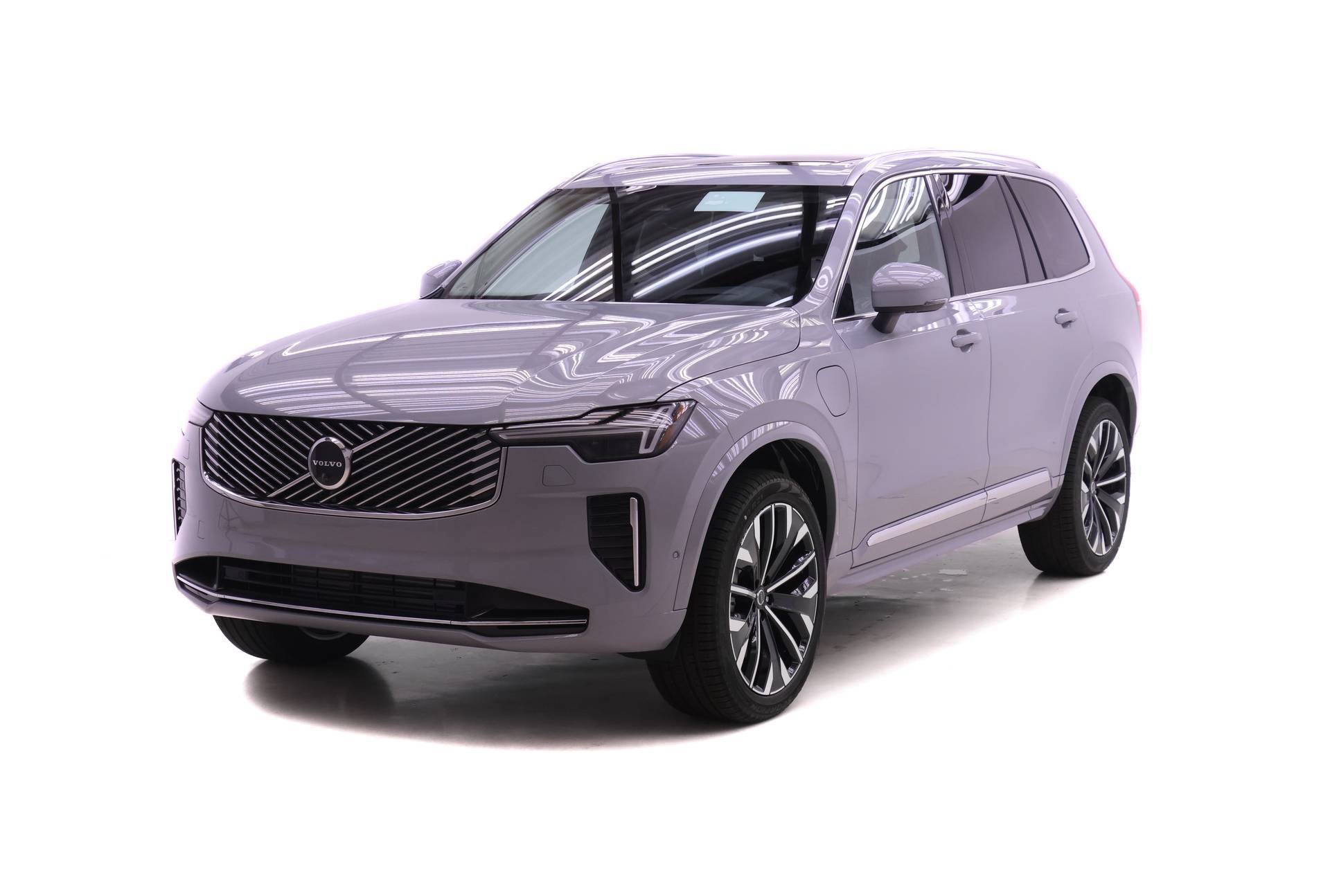 New 2026 Volvo XC90 T8 Ultra w/ Protection Package Premier AWD/4WD image 1