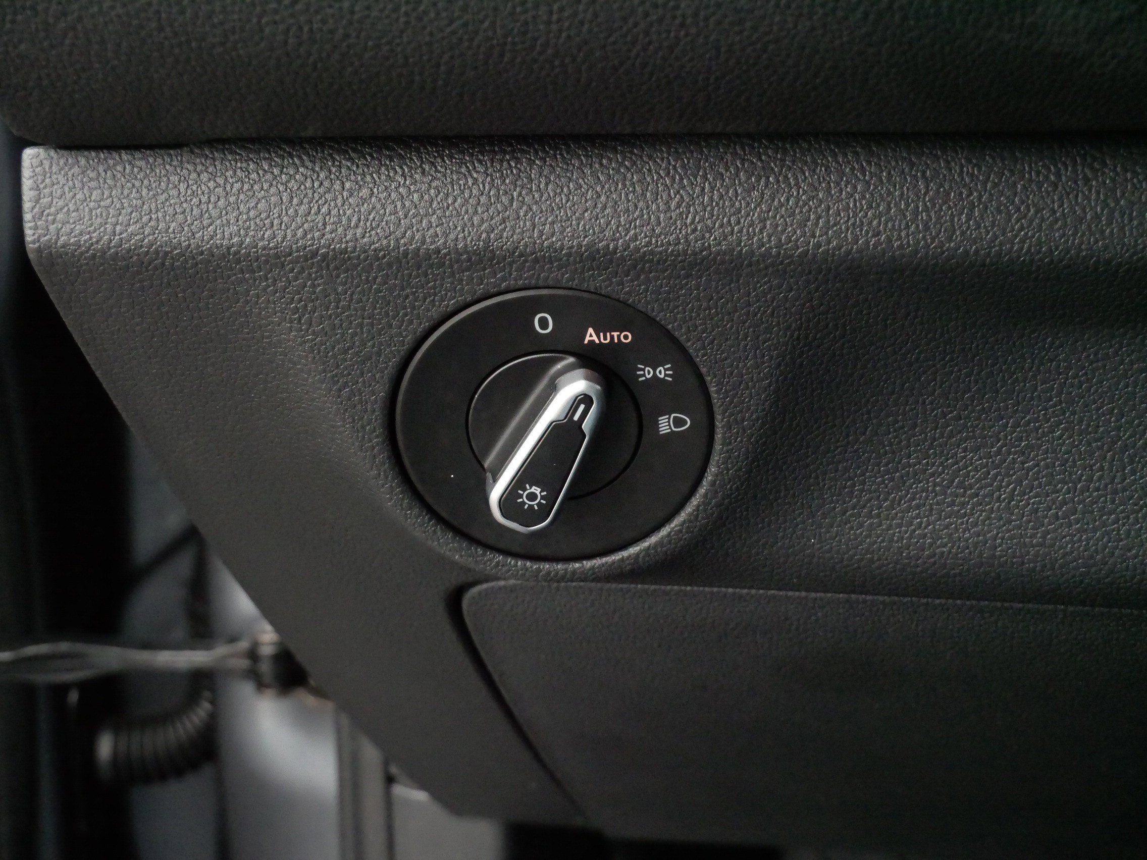 Used 2025 Volkswagen Jetta S image 27