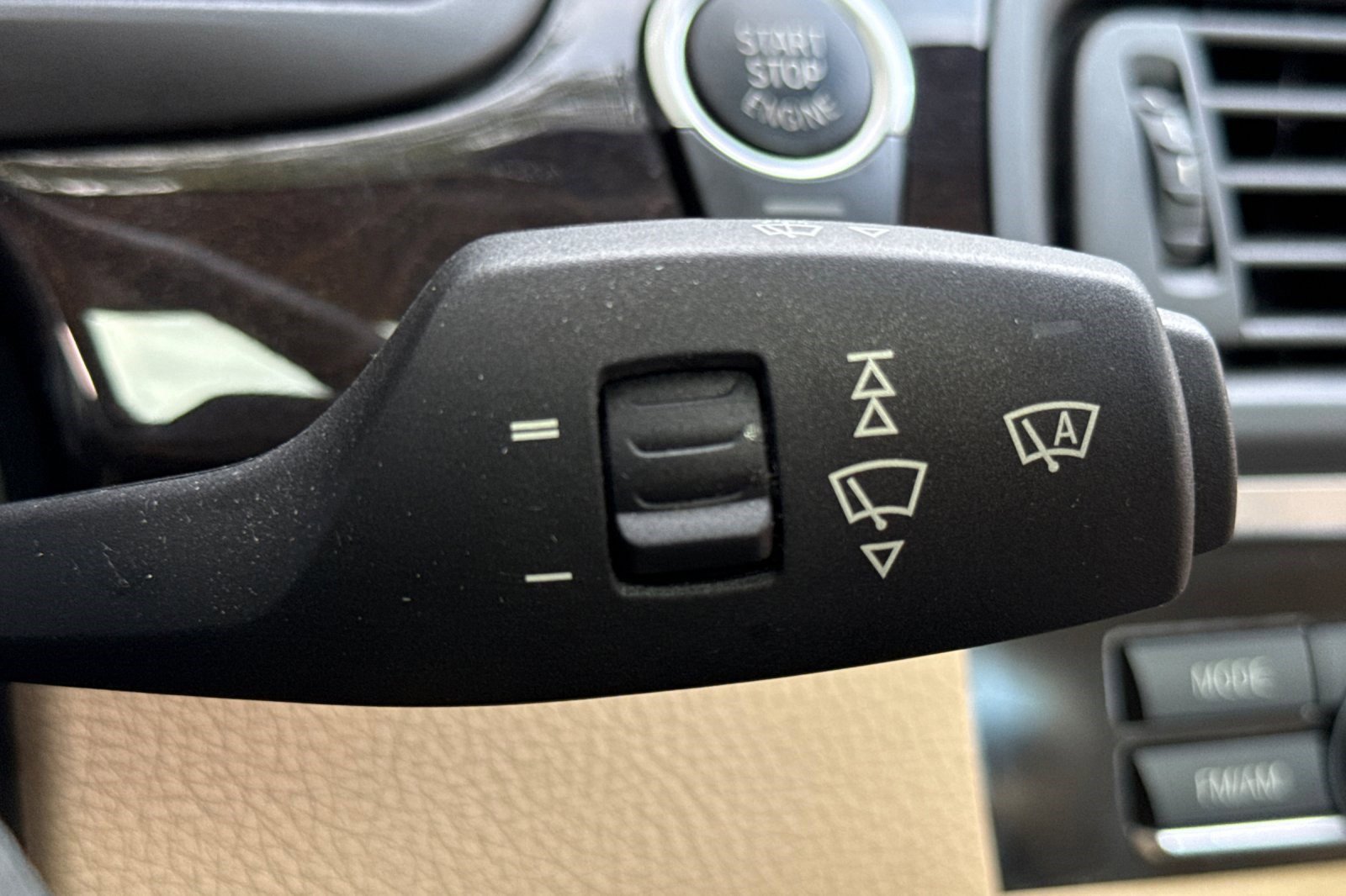 Used 2014 BMW 528i Sedan image 33