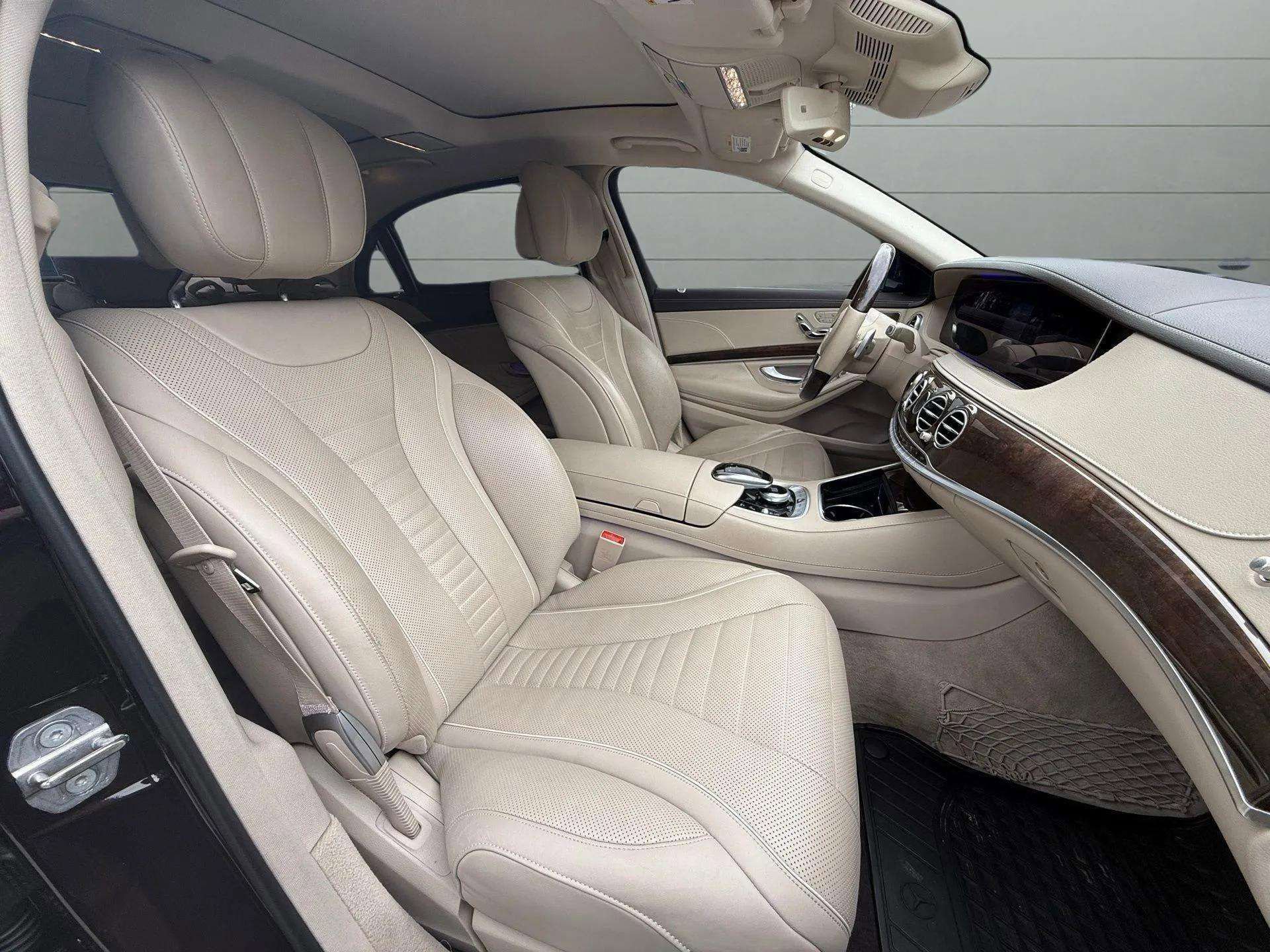 Used 2019 Mercedes-Benz S 560 4MATIC Sedan image 26