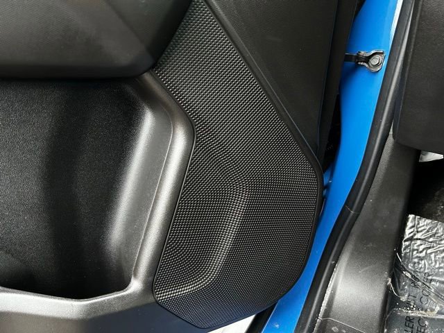 Used 2025 GMC Canyon Elevation w/ Convenience Package image 12