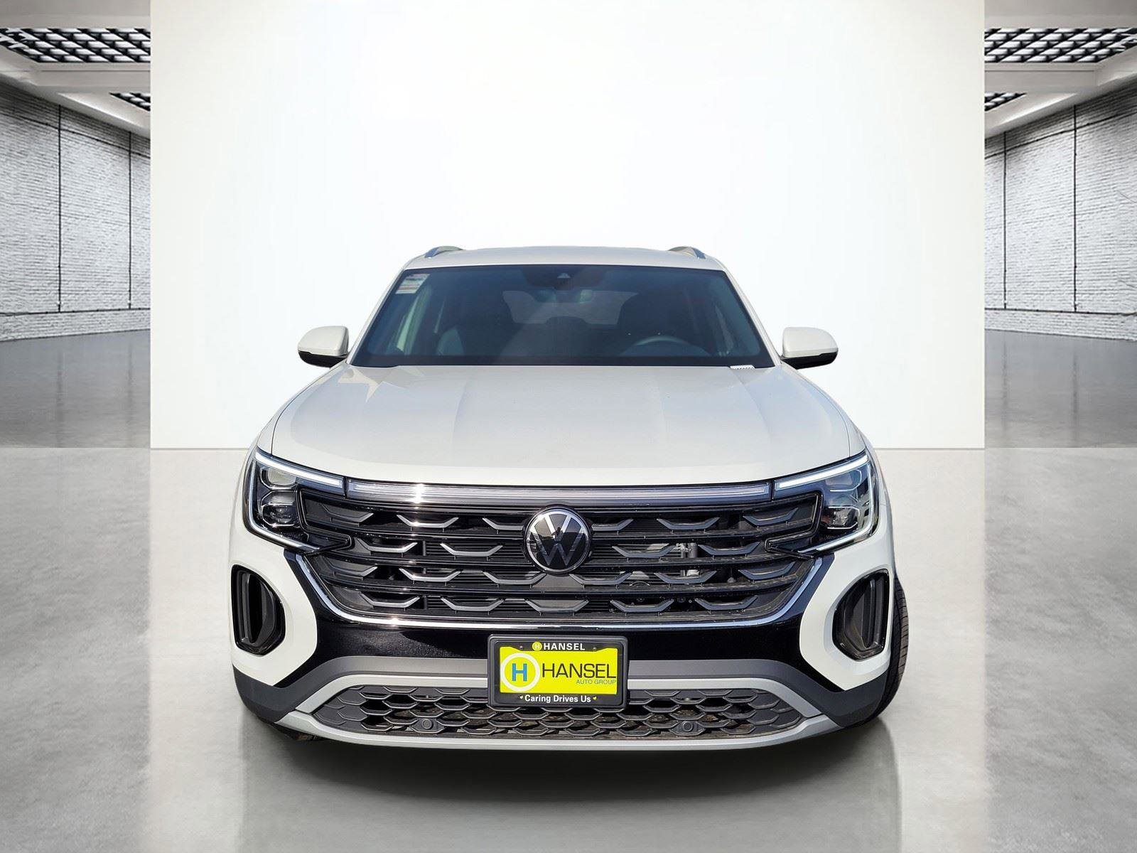 New 2026 Volkswagen Atlas Cross Sport SE image 3