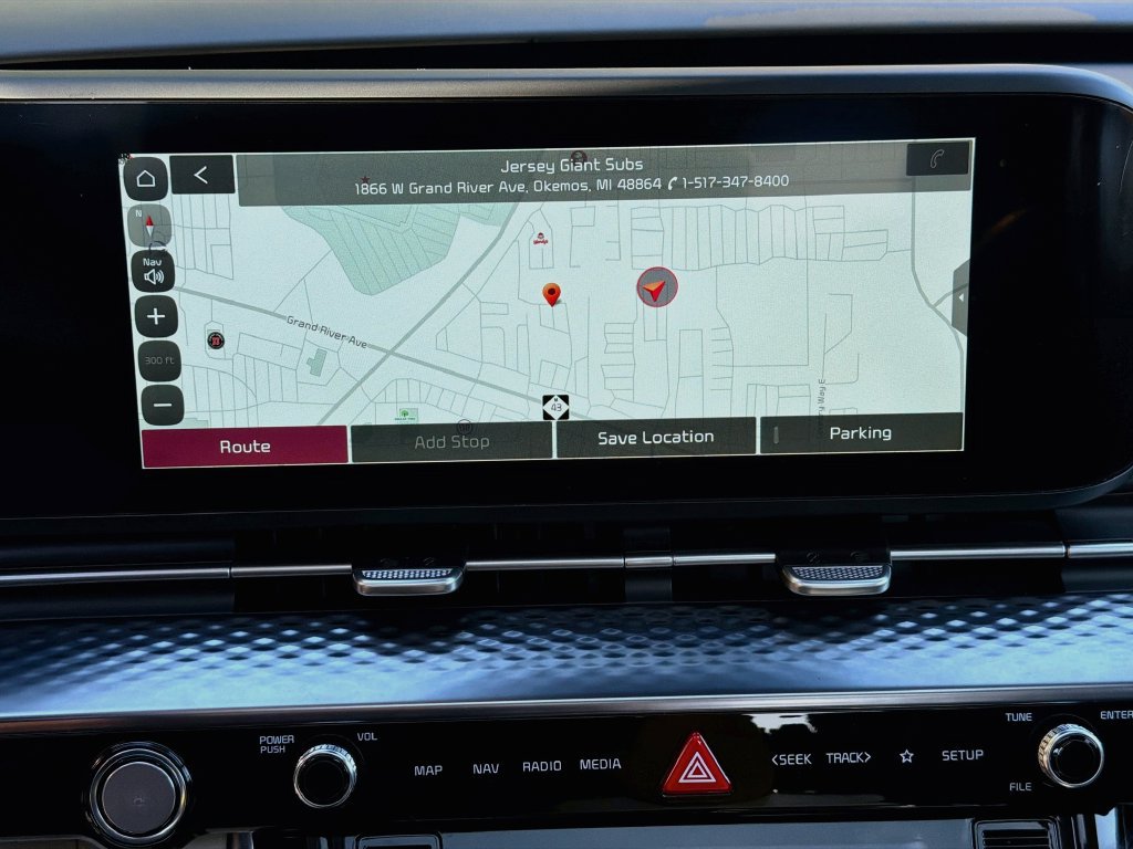 Used 2024 Kia Carnival SX Prestige FWD image 15