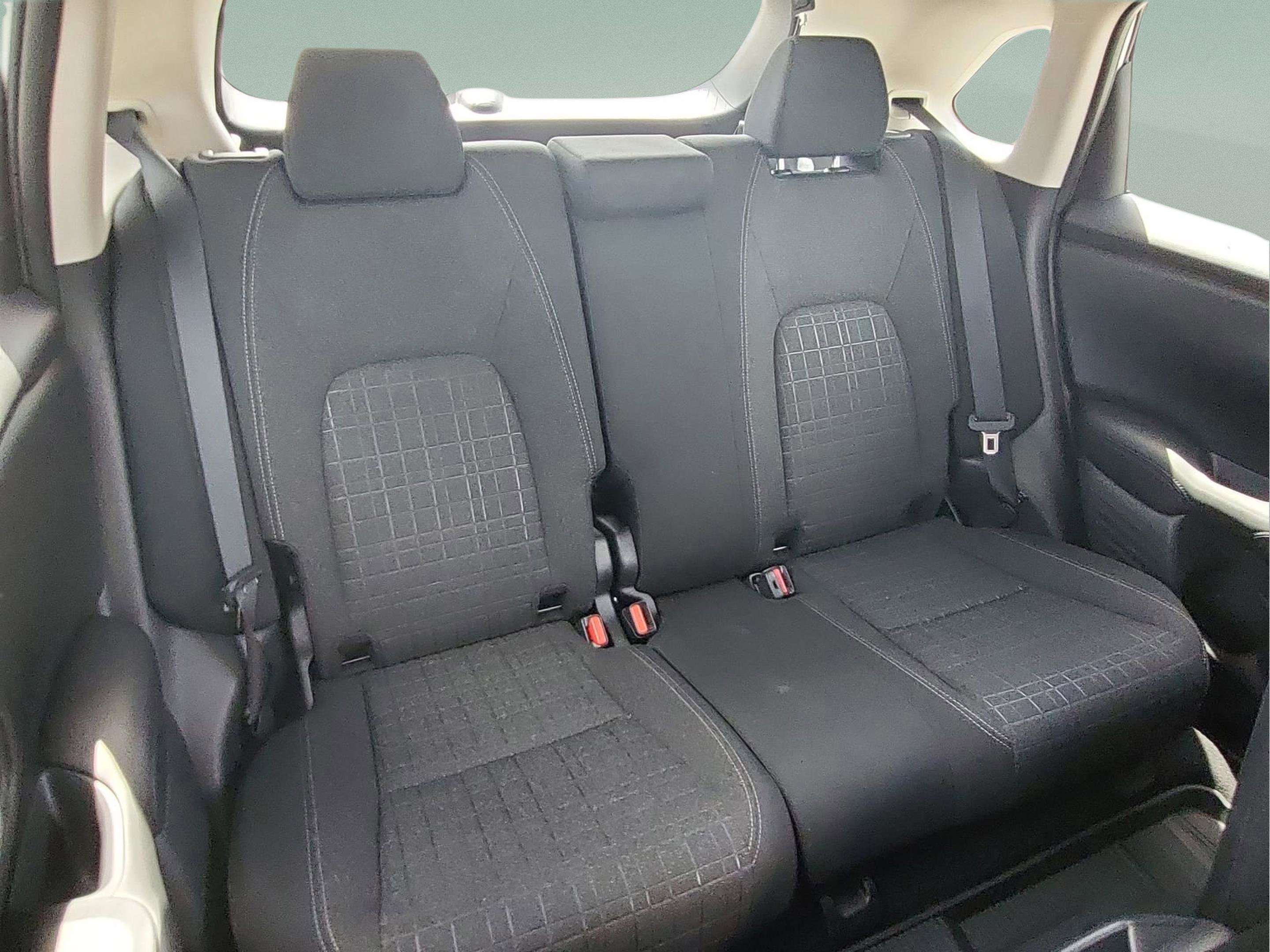 Certified 2024 Honda HR-V LX image 18