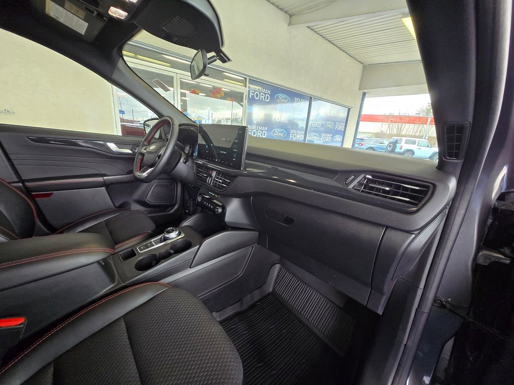 Used 2023 Ford Escape ST-Line w/ Tech Pack #1 image 27