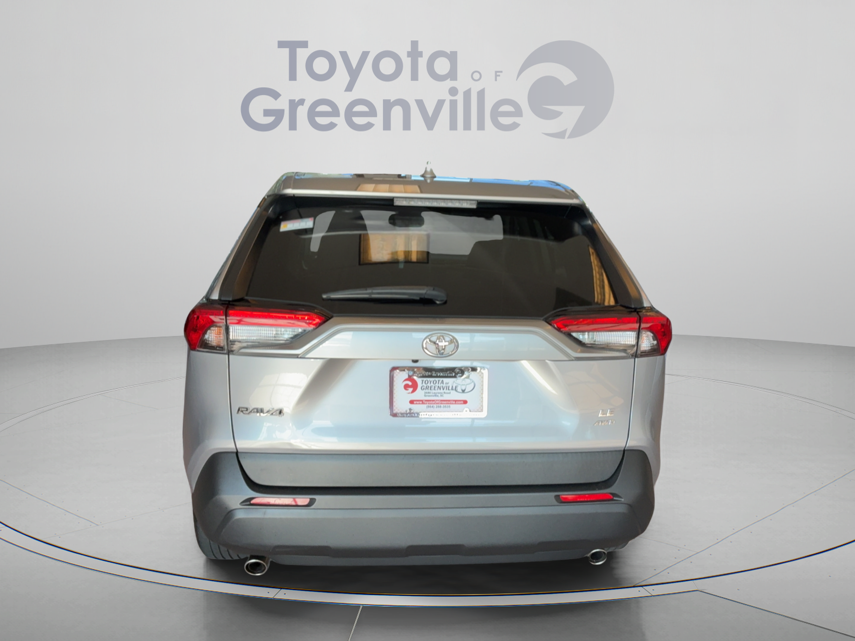 Used 2022 Toyota RAV4 LE AWD/4WD image 5
