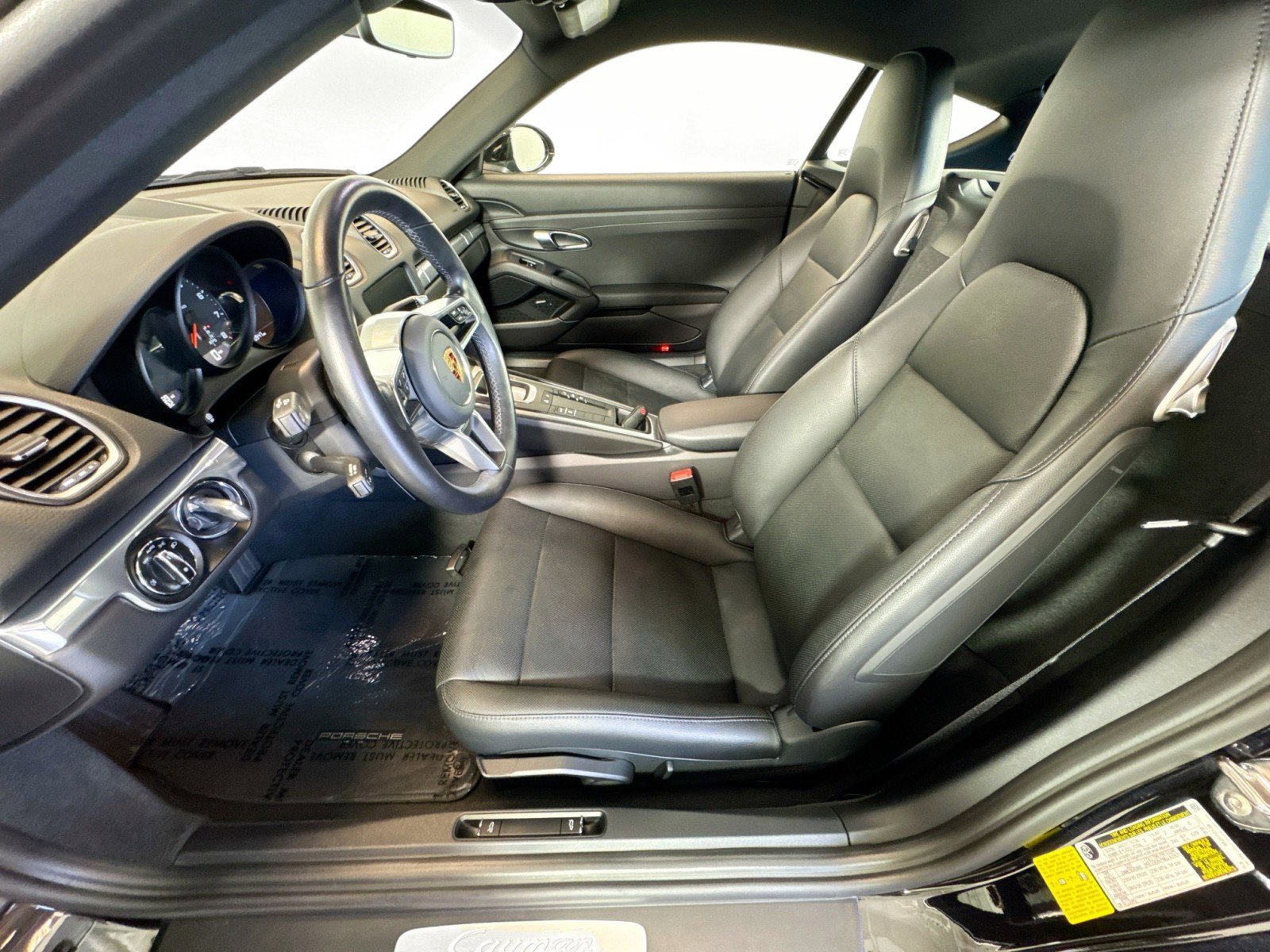 Certified 2022 Porsche 718 Cayman RWD image 5