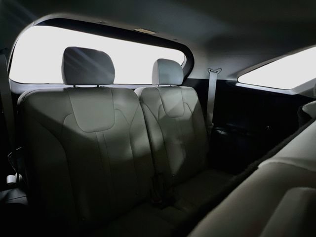 Certified 2024 Kia Sorento S w/ Panoramic Sunroof Package FWD image 28