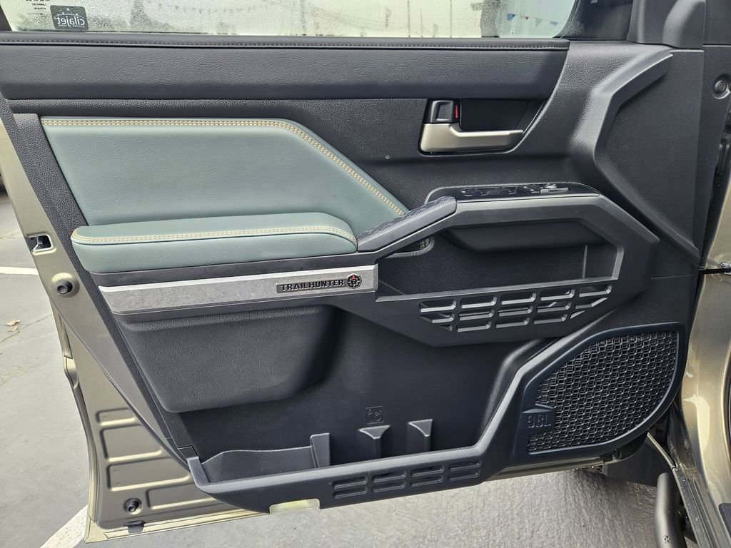 Used 2024 Toyota Tacoma Trailhunter image 10