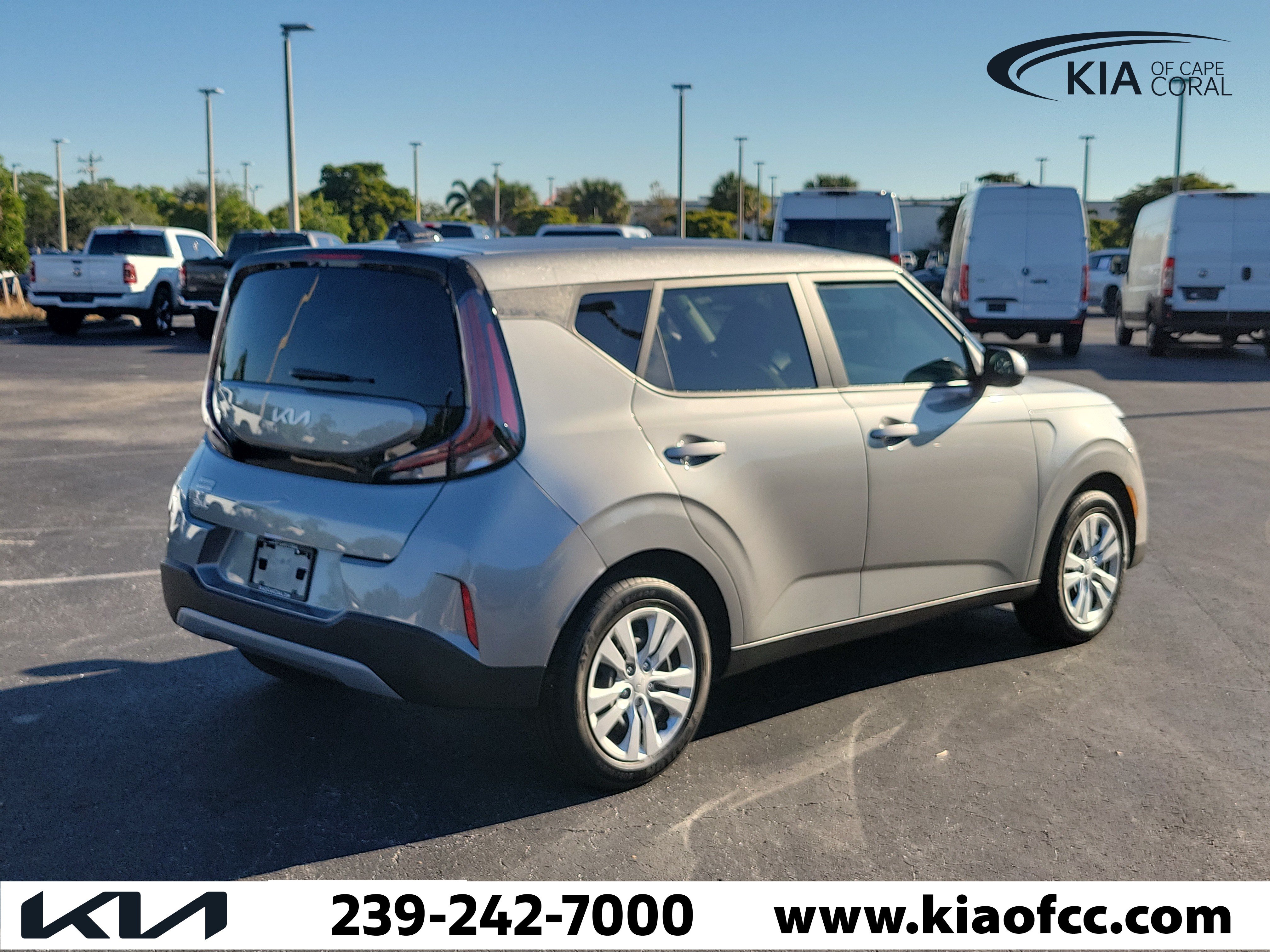 Certified 2024 Kia Soul LX FWD image 6
