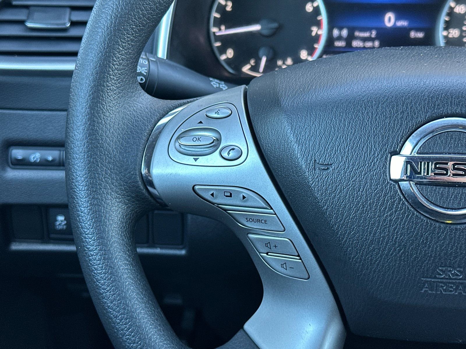 Used 2017 Nissan Murano S image 26