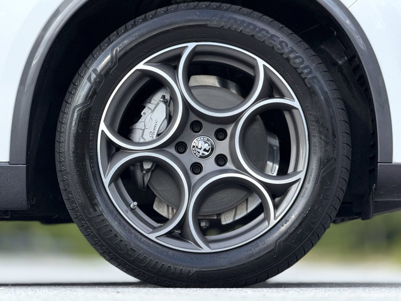 Used 2022 Alfa Romeo Stelvio Ti image 16