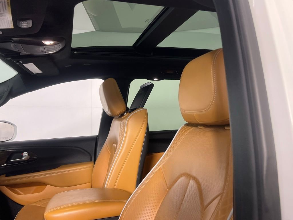 Used 2022 Chrysler Pacifica Pinnacle image 24