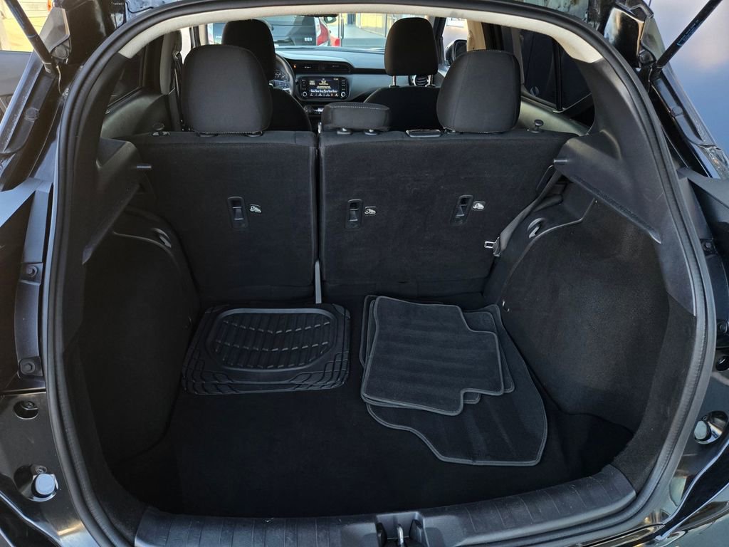 Used 2021 Nissan Kicks SV image 24