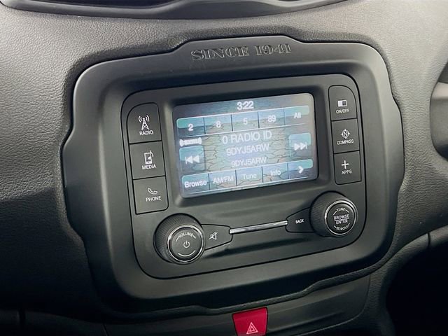 Used 2016 Jeep Renegade Latitude image 17