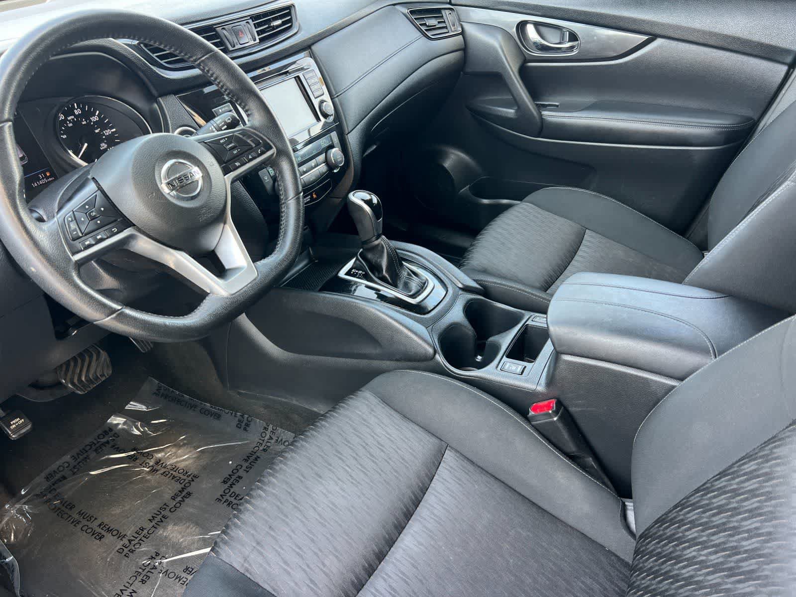 Used 2019 Nissan Rogue SV FWD image 12