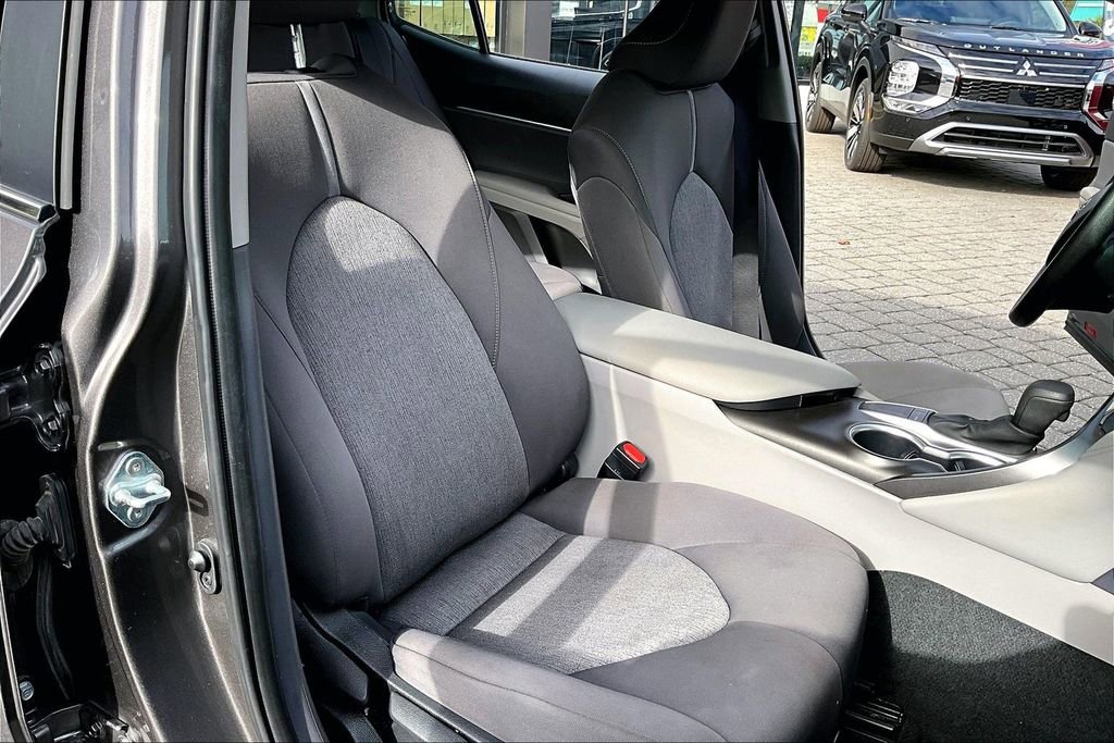 Used 2024 Toyota Camry LE image 29