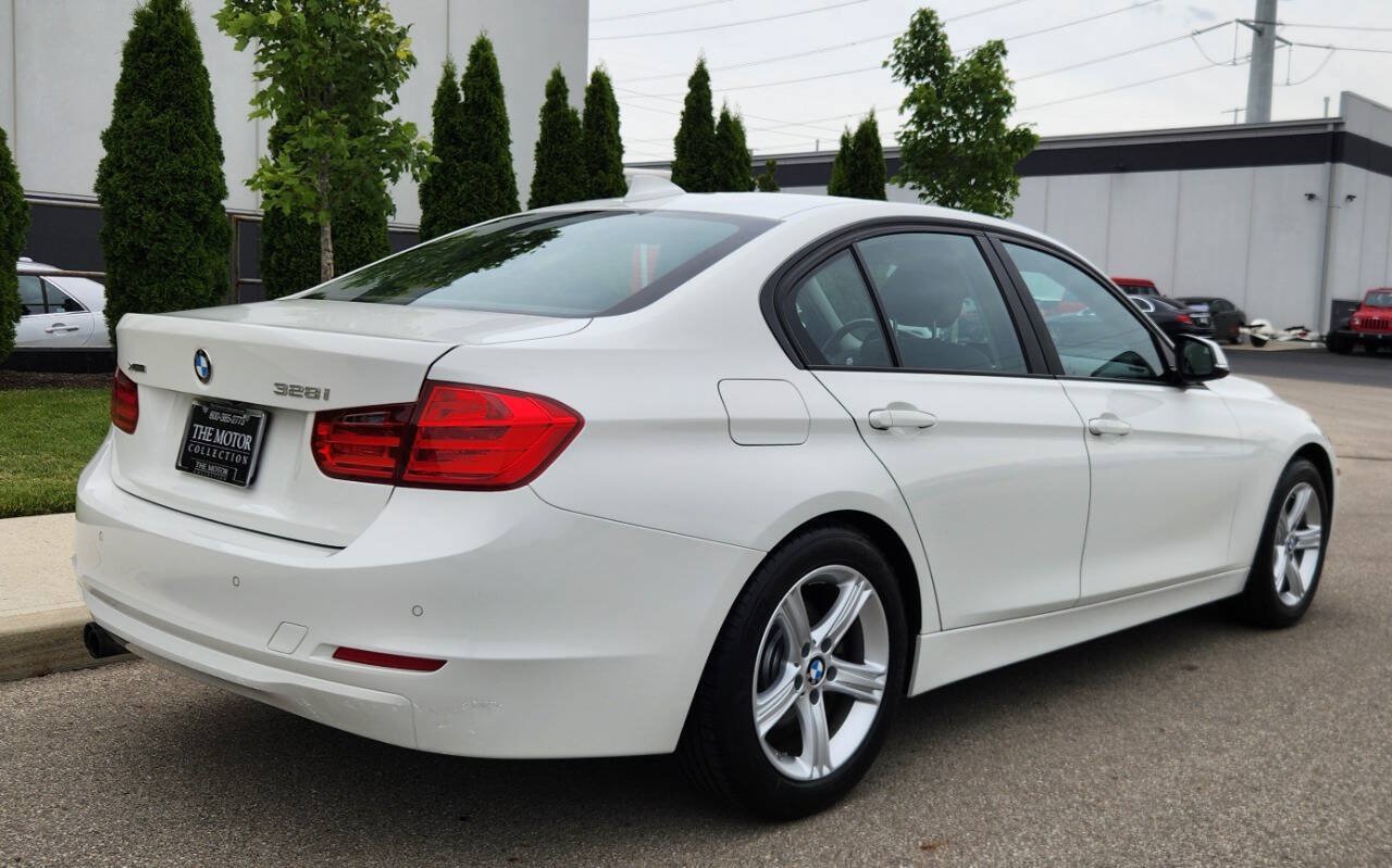 Used 2014 BMW 328i xDrive Sedan AWD/4WD image 4