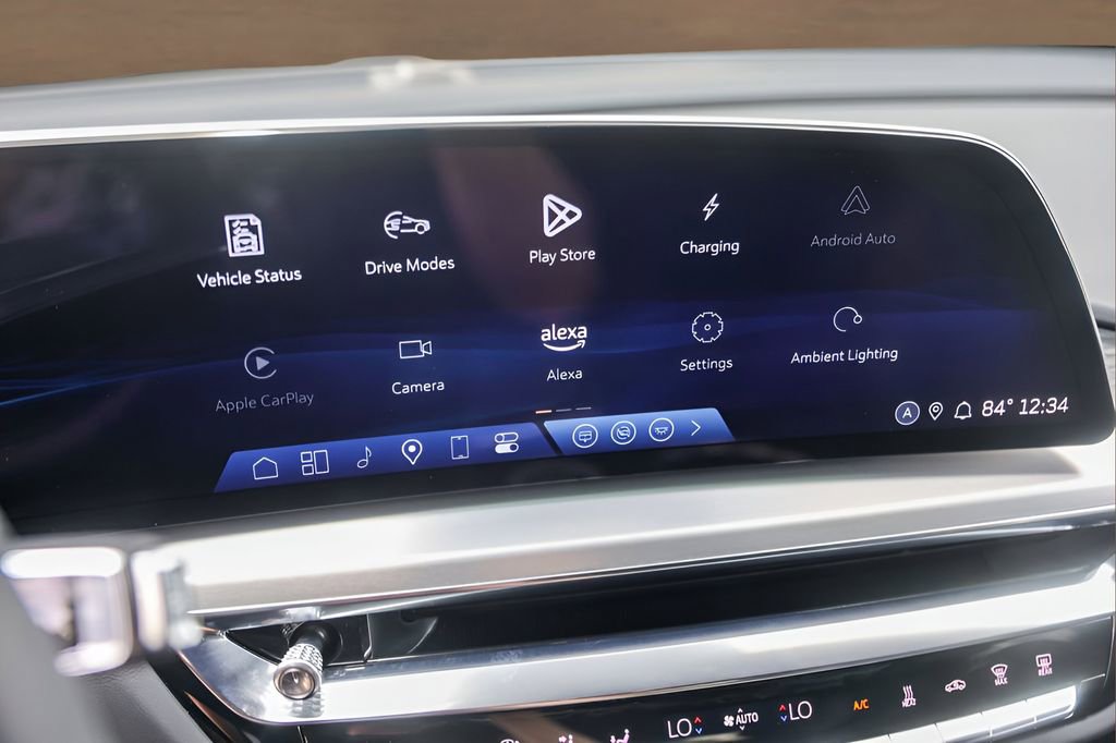 Certified 2025 Cadillac Lyriq Luxury w/ LPO, Floor Liner Package image 16