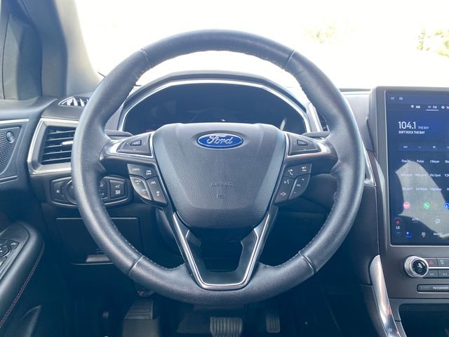 Used 2021 Ford Edge Titanium w/ Equipment Group 301A image 22