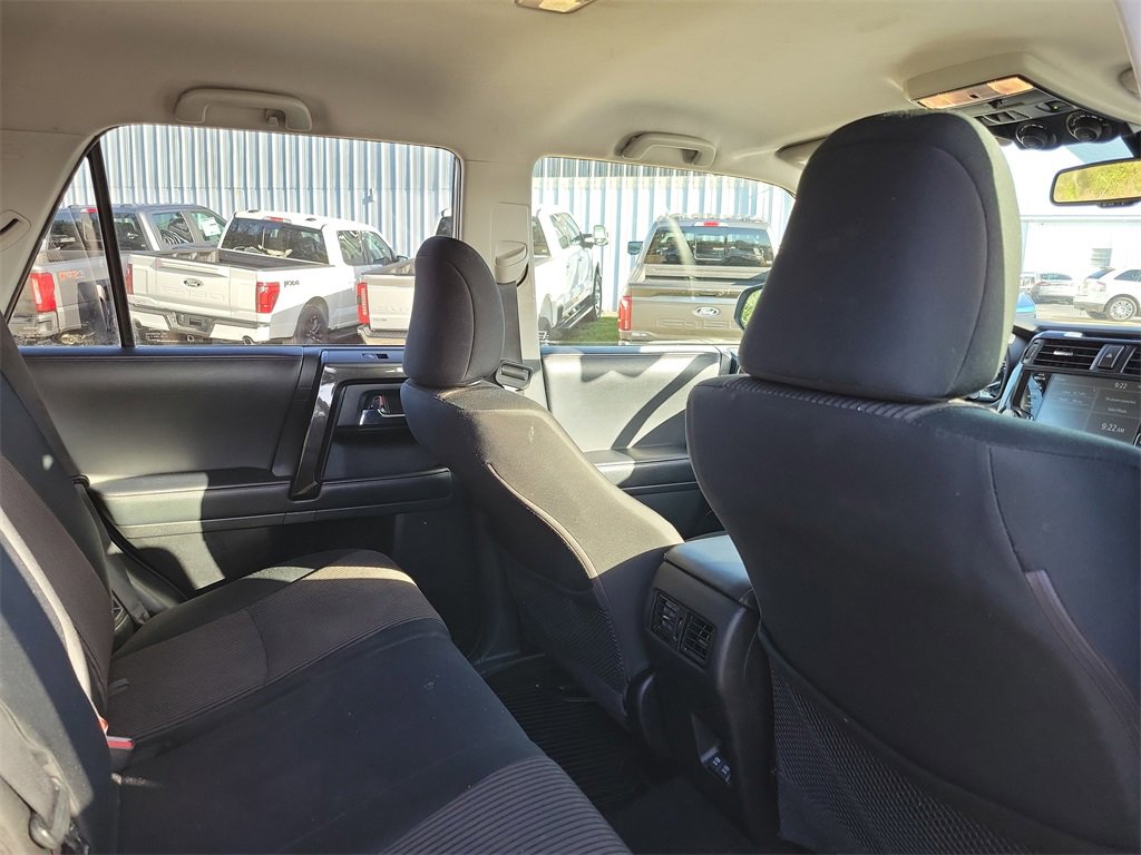 Used 2021 Toyota 4Runner TRD Off-Road image 32