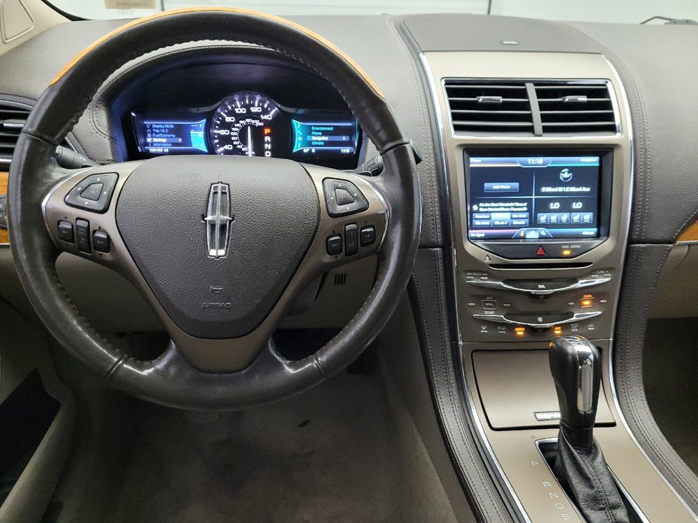 Used 2013 Lincoln MKX FWD image 22