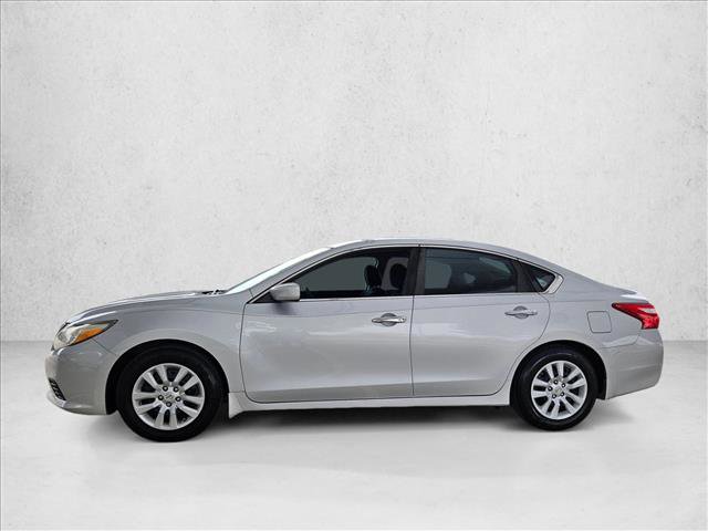 Used 2017 Nissan Altima 2.5 S w/ Power Driver Seat Package image 5