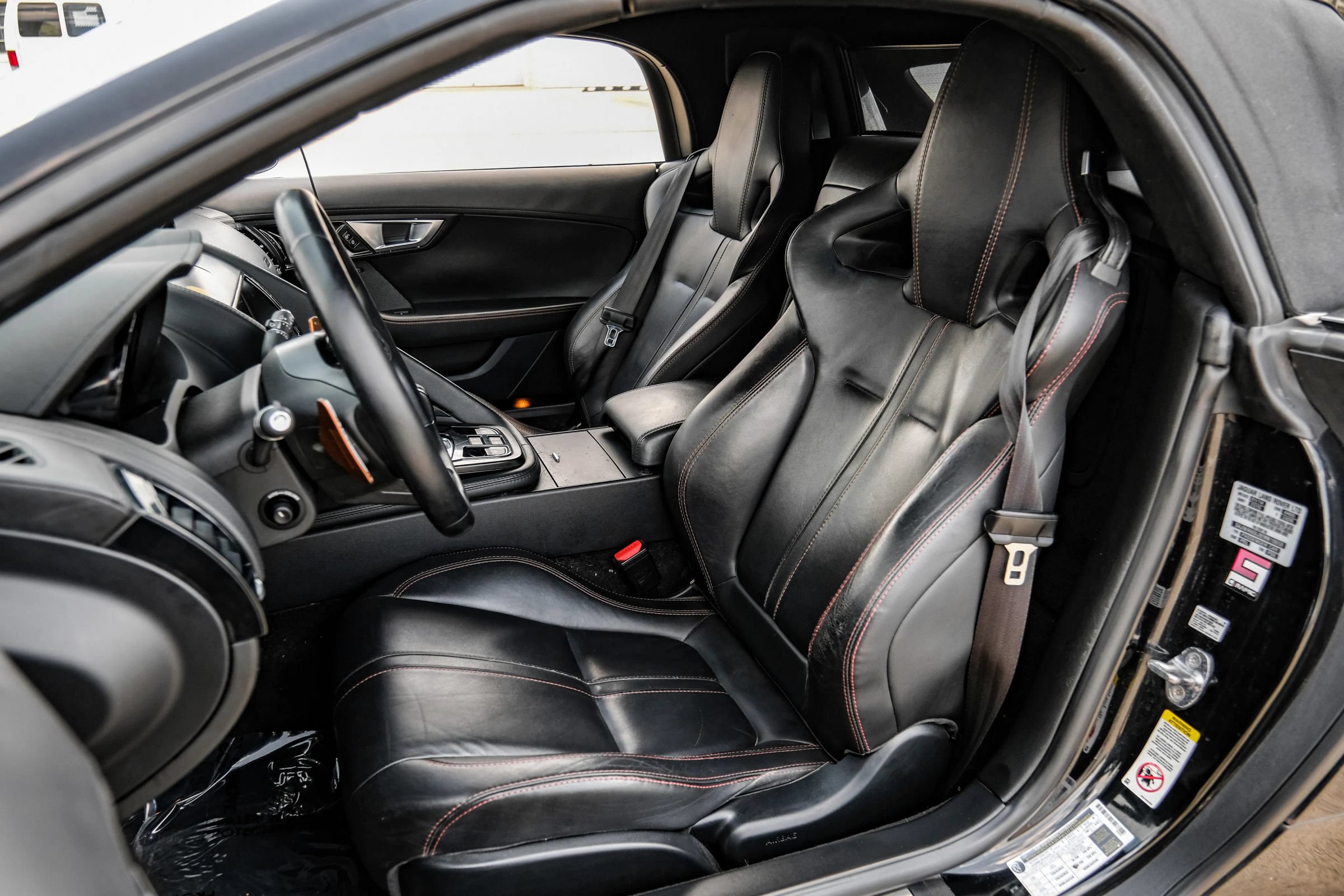 Used 2014 Jaguar F-TYPE S RWD image 36