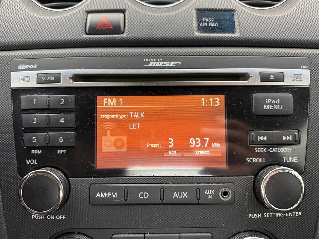 Used 2010 Nissan Altima 2.5 S w/ Premium Pkg image 17