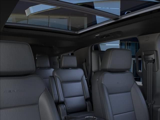 New 2026 GMC Yukon Denali w/ Denali Reserve Package AWD/4WD image 24